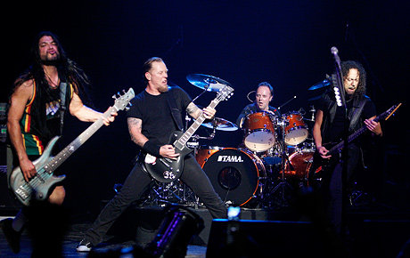 Metallica to Perform at Vikings Stadium