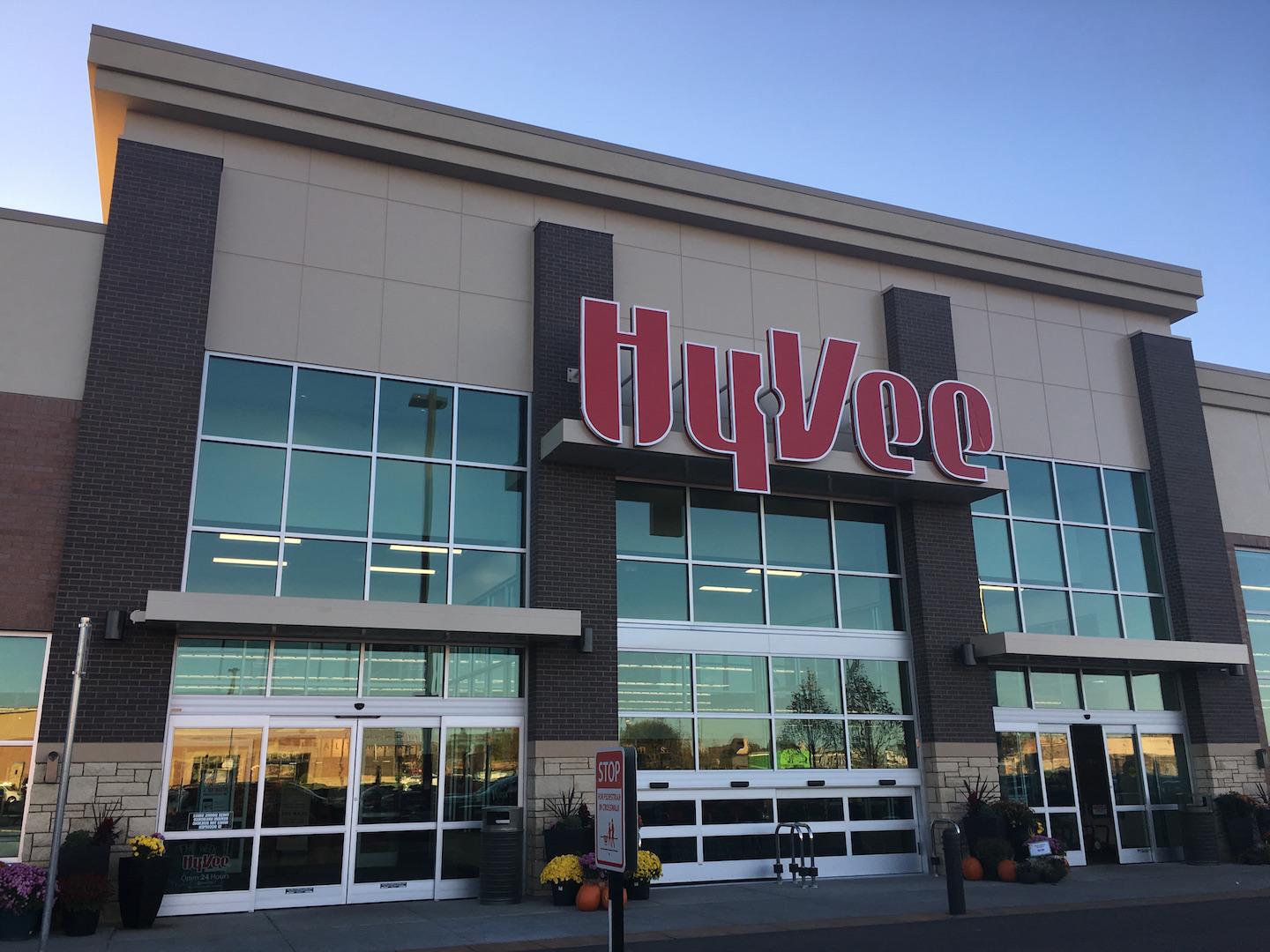 HyVee Open for Business Eagan Independent