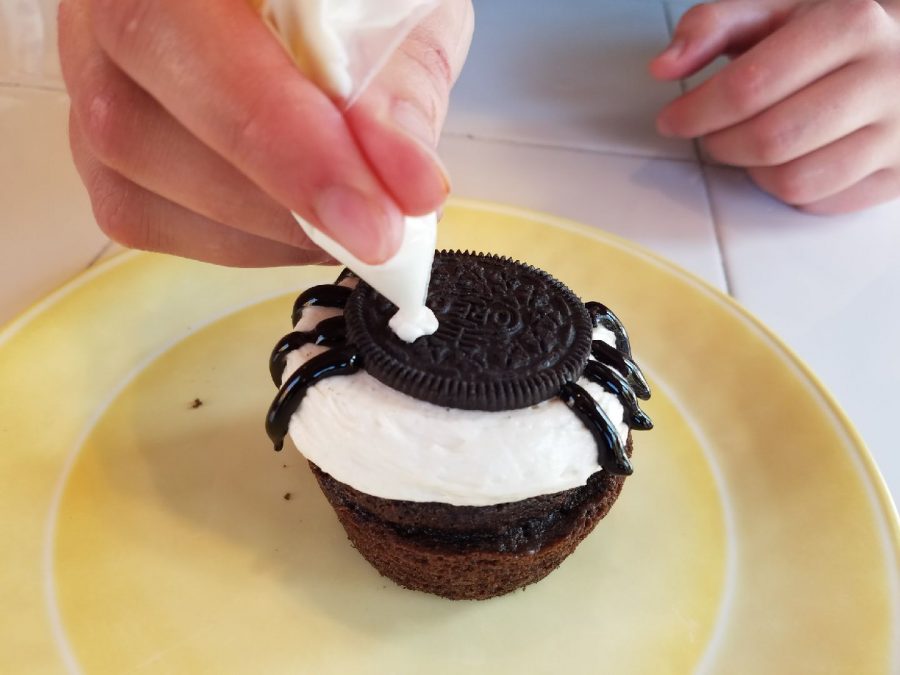 Three Easy Halloween Cupcake Ideas